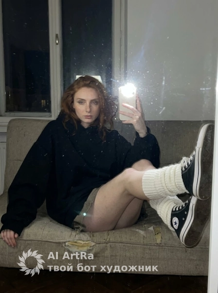 Селфи без композиции с эффектом случайного снимка