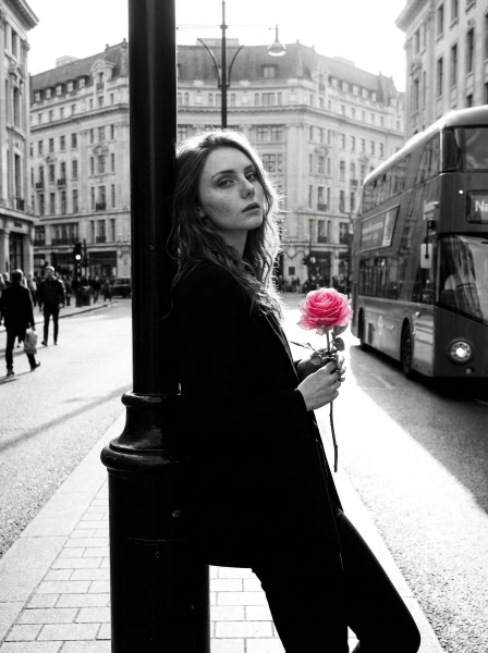 Shot_6_Three-quarter_body_shot_with_side_lighting-1774393334348