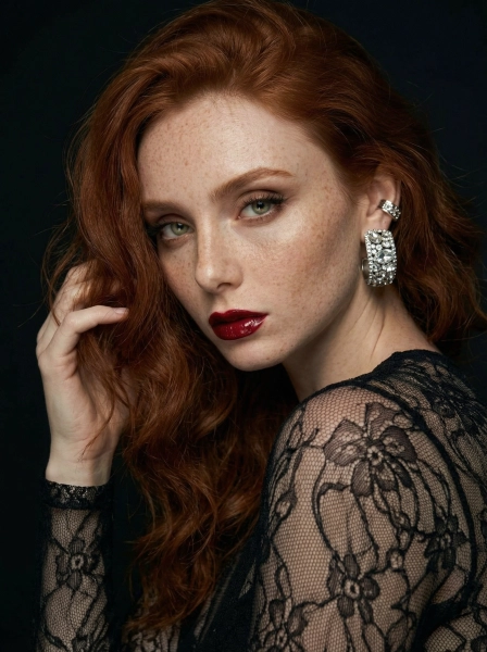 High-fashion_editorial_photograph_medium_close-up-1774574582800