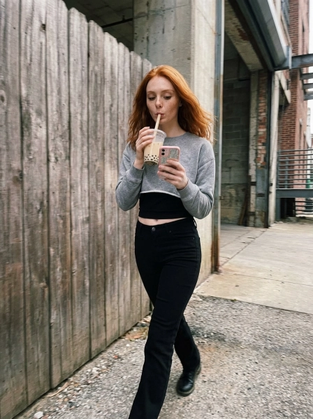 High-fashion_editorial_photograph_full_body_wide_-1774571875139