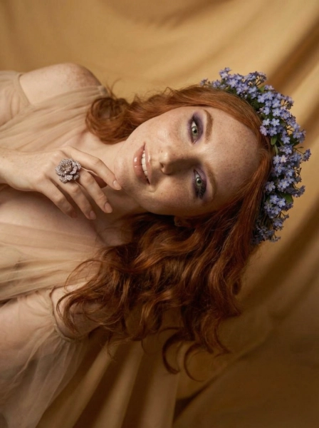 Fashion_editorial_portrait_photography_dynamic_di-1774743949067