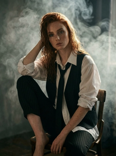 Professional_fashion_editorial_photography_medium-1774900375429